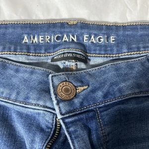 American eagle jeans next level stretch, Favorite Boyfriend jeans size 18 R